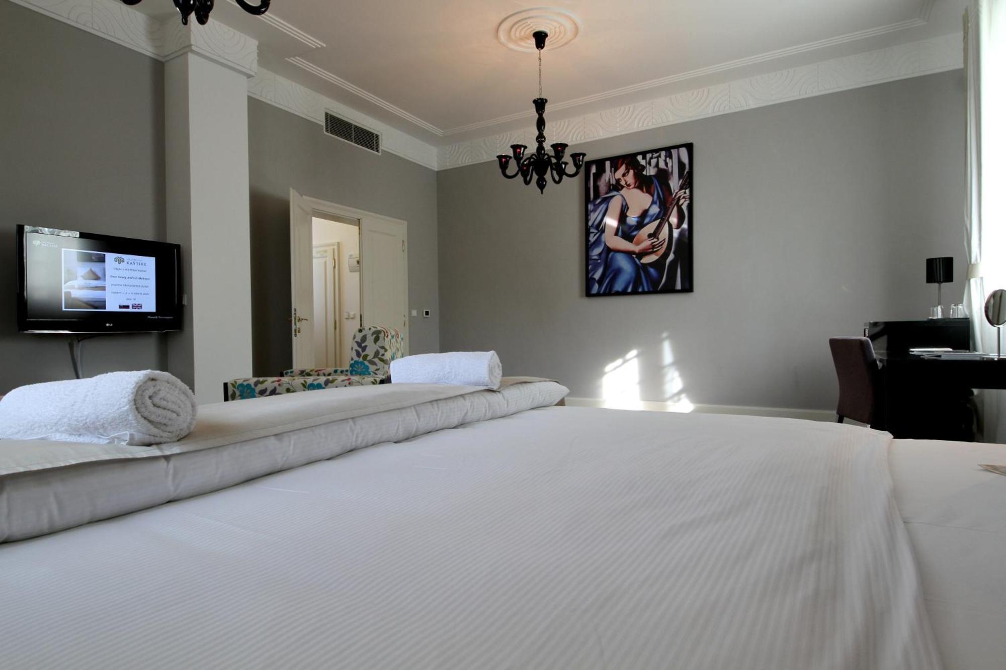 Art Hotel Kastiel Tomášov Rum bild